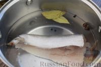 Фото приготовления рецепта: Рассольник с рыбой и рисом - шаг №2