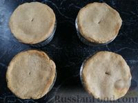 Фото приготовления рецепта: Закрытые песочные мини-пироги с грибами и фасолью - шаг №15