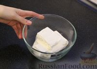 Фото приготовления рецепта: Творожные сырники по ГОСТу - шаг №2