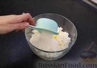 Фото приготовления рецепта: Творожные сырники по ГОСТу - шаг №4