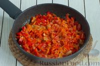 Фото приготовления рецепта: Рис с овощами, в сковороде - шаг №5