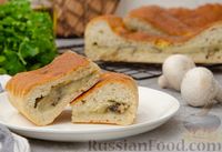 Фото к рецепту: Дрожжевой пирог с картошкой, грибами и зелёным луком