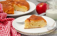 Фото к рецепту: Яблочная шарлотка на сковороде