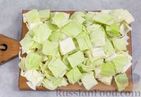 Фото приготовления рецепта: Маринованная капуста "Пелюстка" со свёклой и чесноком - шаг №2