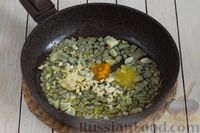 Фото приготовления рецепта: Рис с имбирём, пряностями, апельсиновым соком и цедрой - шаг №4
