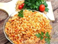 Фото к рецепту: Рис с мясным фаршем и помидорами