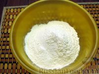 Фото приготовления рецепта: Закрытый пирог из песочного теста с капустной начинкой - шаг №2