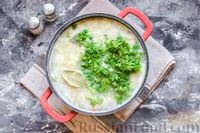 Фото приготовления рецепта: Суп с рыбными фрикадельками и овощами - шаг №14