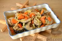 Фото приготовления рецепта: Скумбрия, запечённая с морковью и луком (в рукаве) - шаг №10