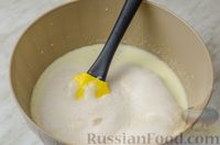 Фото приготовления рецепта: Закусочные сырные кексы с ветчиной и перепелиными яйцами - шаг №1