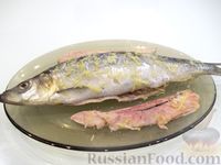 Фото приготовления рецепта: Копчёная рыба на сковороде - шаг №7