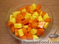 Фото приготовления рецепта: Морковный суп-пюре с чесноком - шаг №6