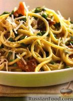 Фото к рецепту: Спагетти с мясным соусом