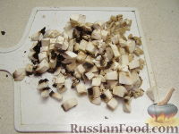 Фото приготовления рецепта: Закусочные оладьи с грибами - шаг №1