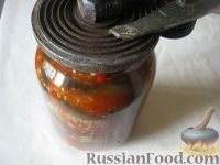 Фото приготовления рецепта: Салат из баклажанов на зиму "Тещин язык" - шаг №10