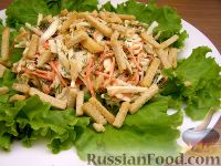 Фото к рецепту: Капустный салат с сухариками