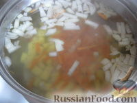 Фото приготовления рецепта: Легкий супчик с цветной капустой - шаг №5