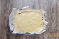 Фото приготовления рецепта: Заливной пирог на молоке, с вареньем - шаг №10