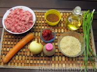 Фото приготовления рецепта: Рисовый суп с мясными фрикадельками и томатной пастой - шаг №1