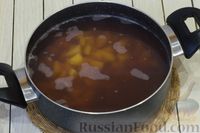 Фото приготовления рецепта: Грибной суп с фасолью и плавленым сыром - шаг №7