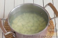 Фото приготовления рецепта: Суп с шампиньонами и вермишелью - шаг №3