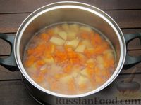 Фото приготовления рецепта: Рыбный суп со сливками - шаг №7