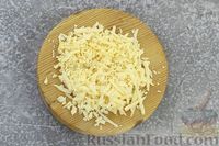 Фото приготовления рецепта: Волованы с сыром и орехами - шаг №2