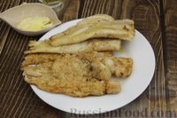 Фото приготовления рецепта: Рыбные котлеты с картофелем, сыром и зеленью - шаг №4