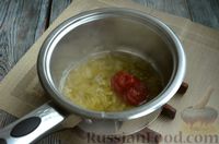 Фото приготовления рецепта: Солянка с колбасой и черносливом - шаг №9