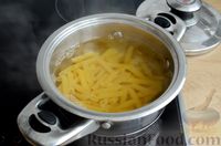 Фото приготовления рецепта: Цветная капуста, запечённая с макаронами и сыром - шаг №5