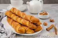 Фото к рецепту: Сладкие хлебные палочки с орехами и корицей