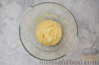 Фото приготовления рецепта: Сладкие хлебные палочки с орехами и корицей - шаг №5