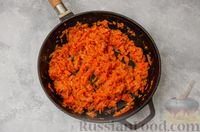 Фото приготовления рецепта: Постные вареники с пекинской капустой и морковью - шаг №8