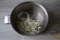 Фото приготовления рецепта: Суп минестроне с нутом, макаронами и помидорами - шаг №5