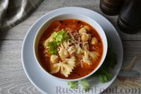 Фото к рецепту: Суп минестроне с нутом, макаронами и помидорами