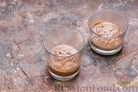 Фото приготовления рецепта: Десерт с печеньем, апельсиновым и шоколадным заварным кремом - шаг №11
