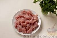 Фото приготовления рецепта: Филе индейки, тушенное в томатно-сметанном соусе - шаг №2