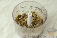 Фото приготовления рецепта: Рогалики из песочного теста на сметане и смальце, с орехами, изюмом и маком - шаг №9