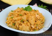 Фото приготовления рецепта: Булгур с куриным филе и капустой - шаг №11