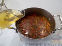 Фото приготовления рецепта: Куриный суп с квасом и вермишелью - шаг №15