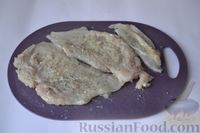 Фото приготовления рецепта: Куриные наггетсы в сырно-крекерной панировке - шаг №3