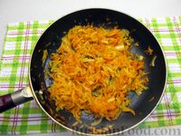 Фото приготовления рецепта: Куриные зразы с морковно-луковой начинкой - шаг №3