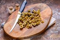 Фото приготовления рецепта: Гречка с консервированным тунцом и оливками - шаг №4