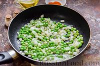 Фото приготовления рецепта: Картофель, фаршированный зелёным горошком и сыром (в духовке) - шаг №4