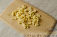 Фото приготовления рецепта: Поповеры с сыром и горошком - шаг №6