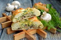Фото приготовления рецепта: Дрожжевые мини-пироги с грибами, сыром и зеленью - шаг №22