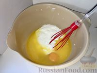 Фото приготовления рецепта: Закрытый бездрожжевой пирог на сметане, с бараниной и картошкой - шаг №3