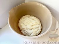 Фото приготовления рецепта: Закрытый бездрожжевой пирог на сметане, с бараниной и картошкой - шаг №5