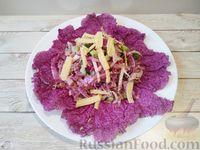 Фото к рецепту: Салат из пурпурной пекинской капусты, огурцов и ветчины (без майонеза)