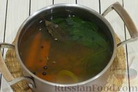 Фото приготовления рецепта: Овощной суп со стручковой фасолью, чечевицей и шампиньонами - шаг №5
